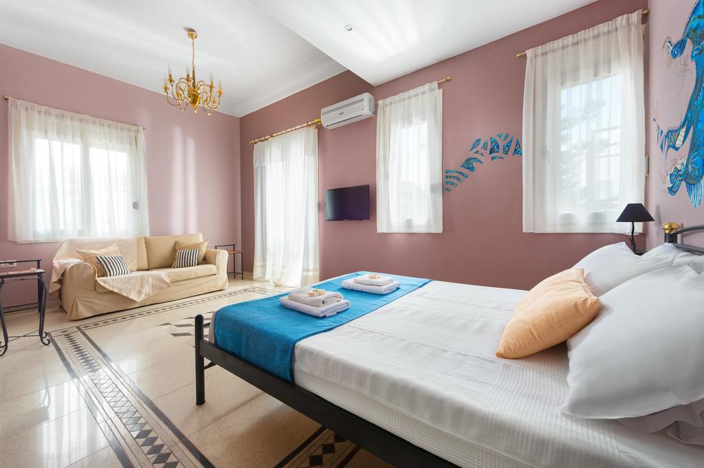 Art Center Apartments Karpathos Town  Exterior photo
